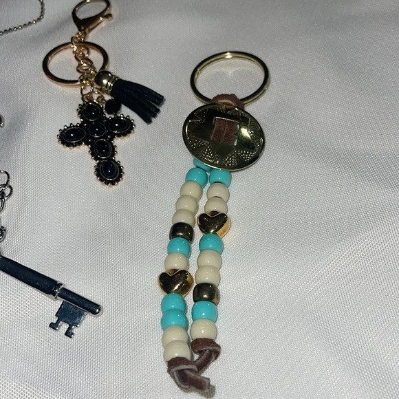 Keychain lot dolphin and more - Picture 3 of 6